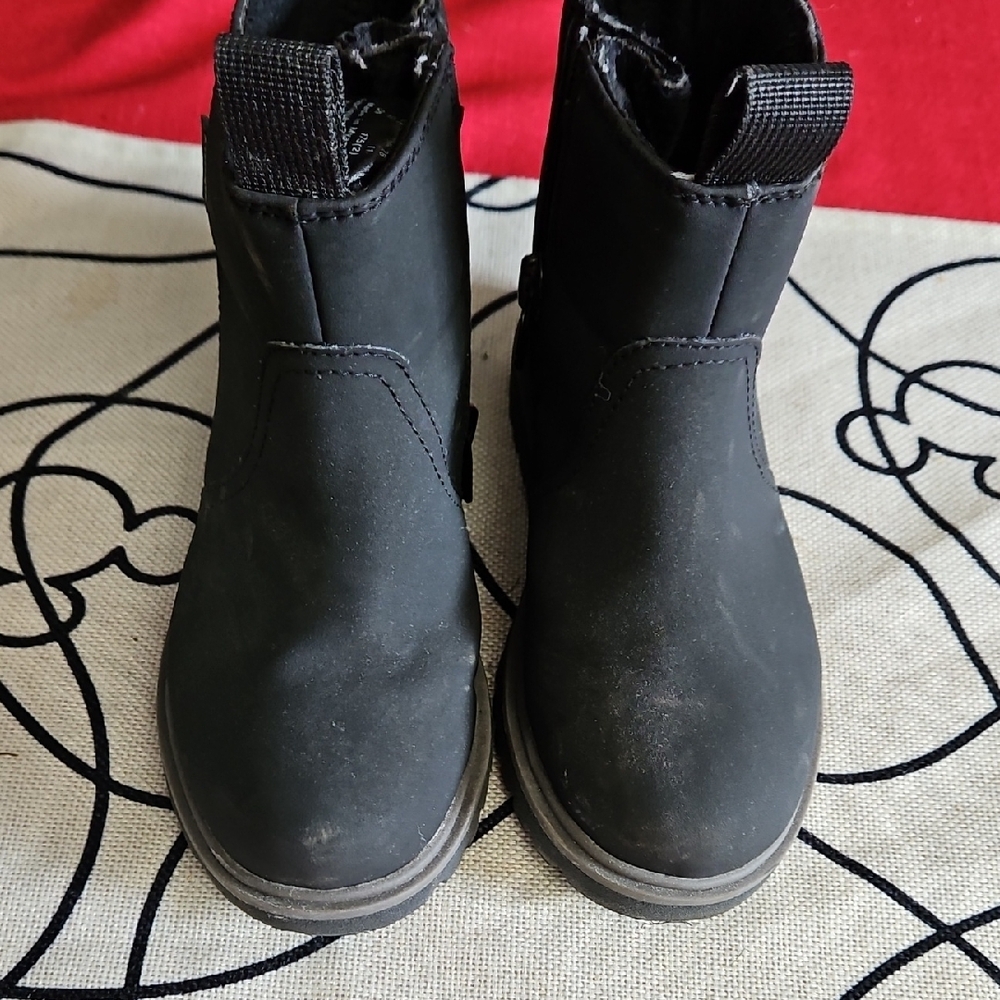 H&M Black Chelsea Boots Classic Minimalist Design